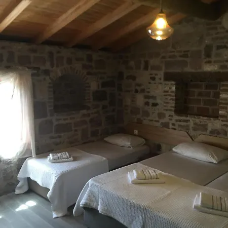 Hotel Hayat Alti Ayvalı