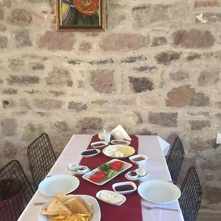 Otel Hayat Alti *